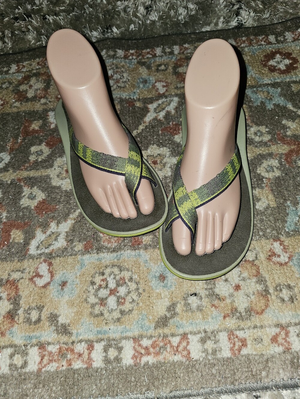 CHACO Sandals Toe Sandals Flipflops Lime Green/Gray Size 8 Nice Pre-owned!